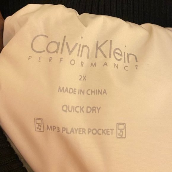 Calvin Klein Performance Vest - Picture 4 of 4